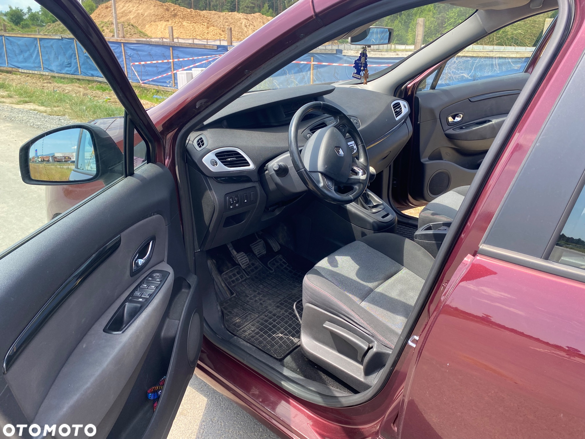 Renault Scenic - 11