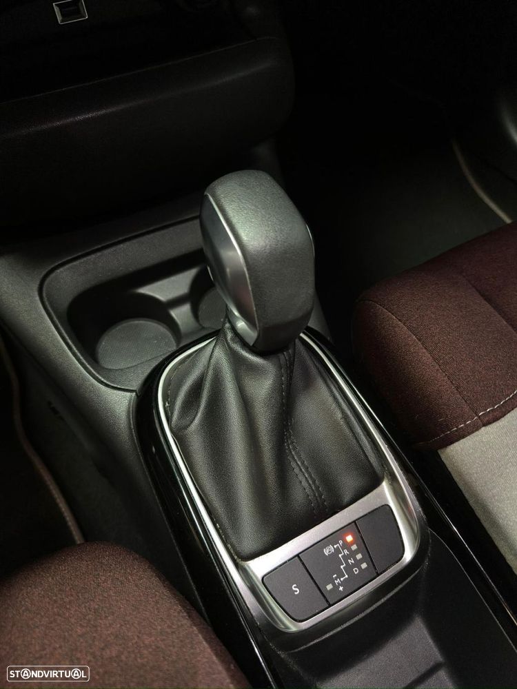 Citroën C4 Cactus 1.2 PureTech Shine EAT6 - 11