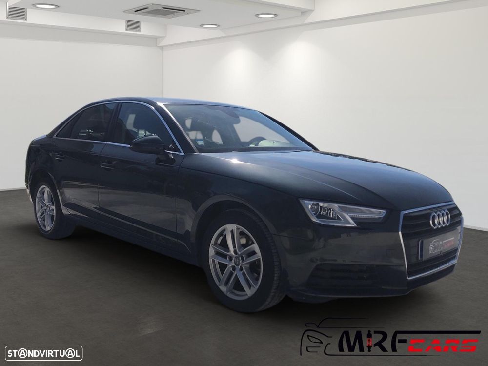 Audi A4 2.0 TDI Design S tronic - 2