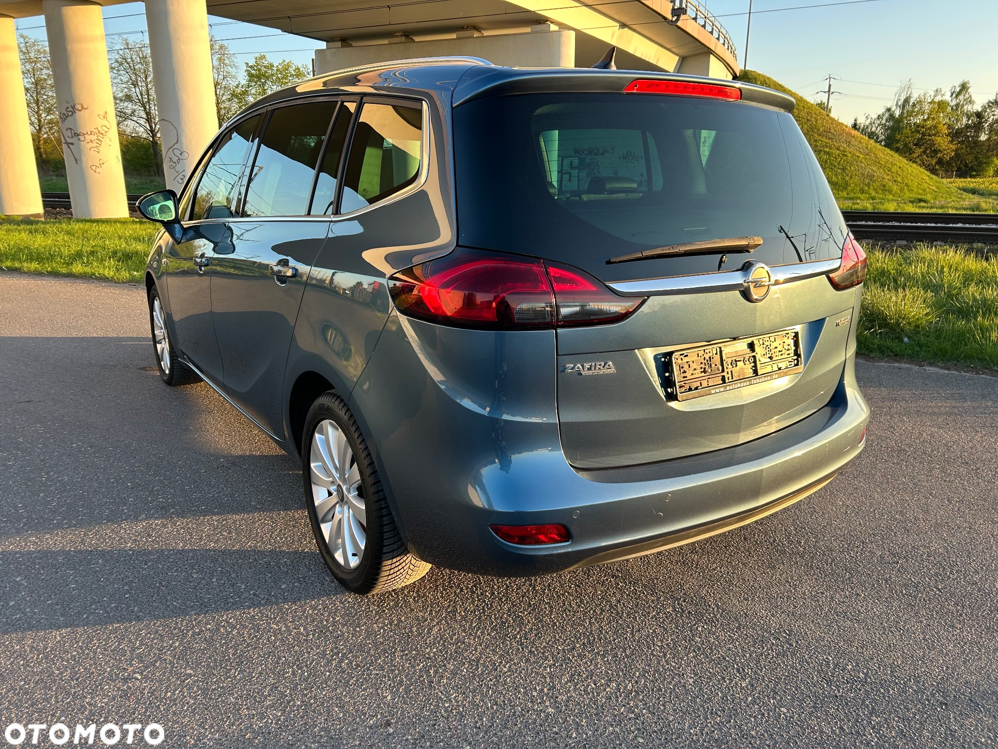 Opel Zafira - 9