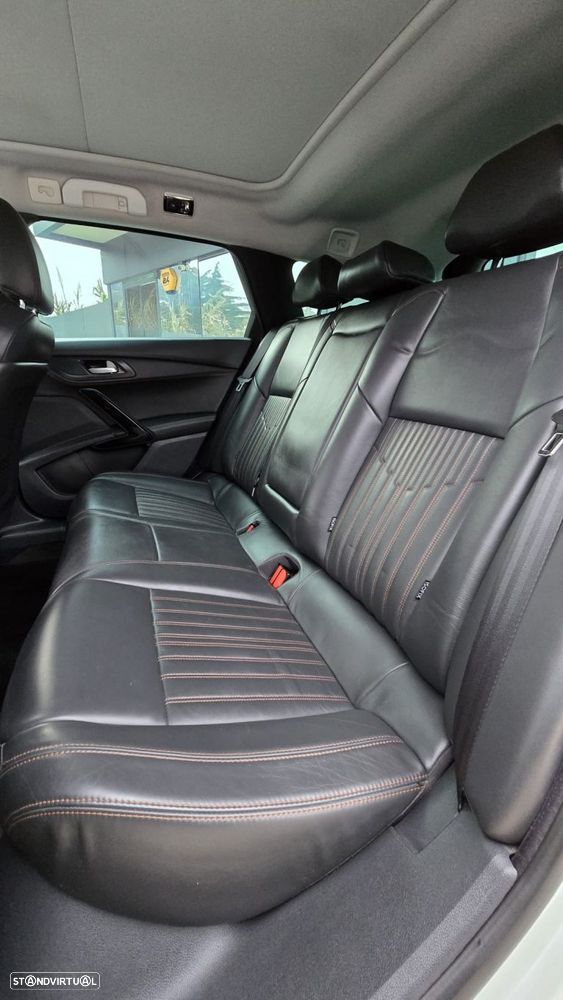 Peugeot 508 RXH 2.0 HDi Hybrid4 2-Tronic - 12