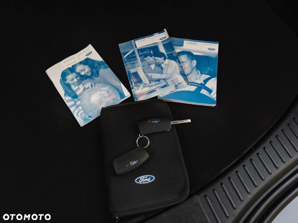 Ford Mondeo - 29