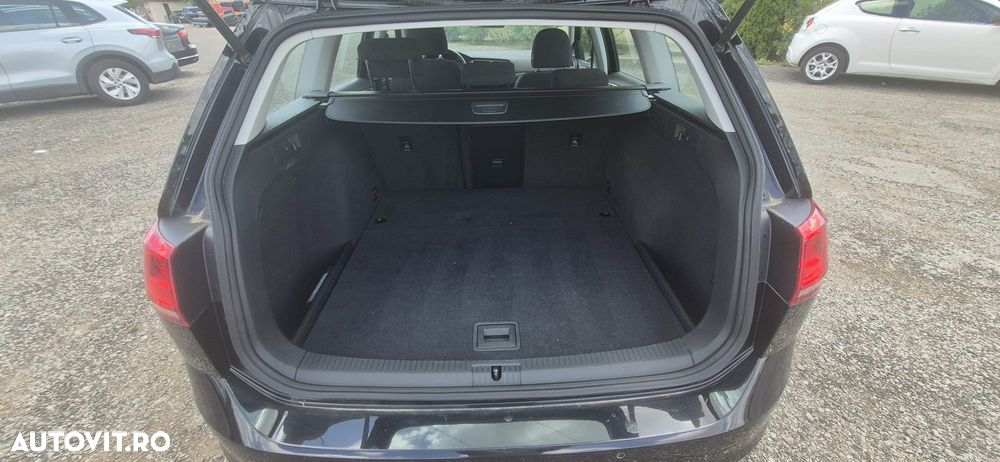 Volkswagen Golf - 16