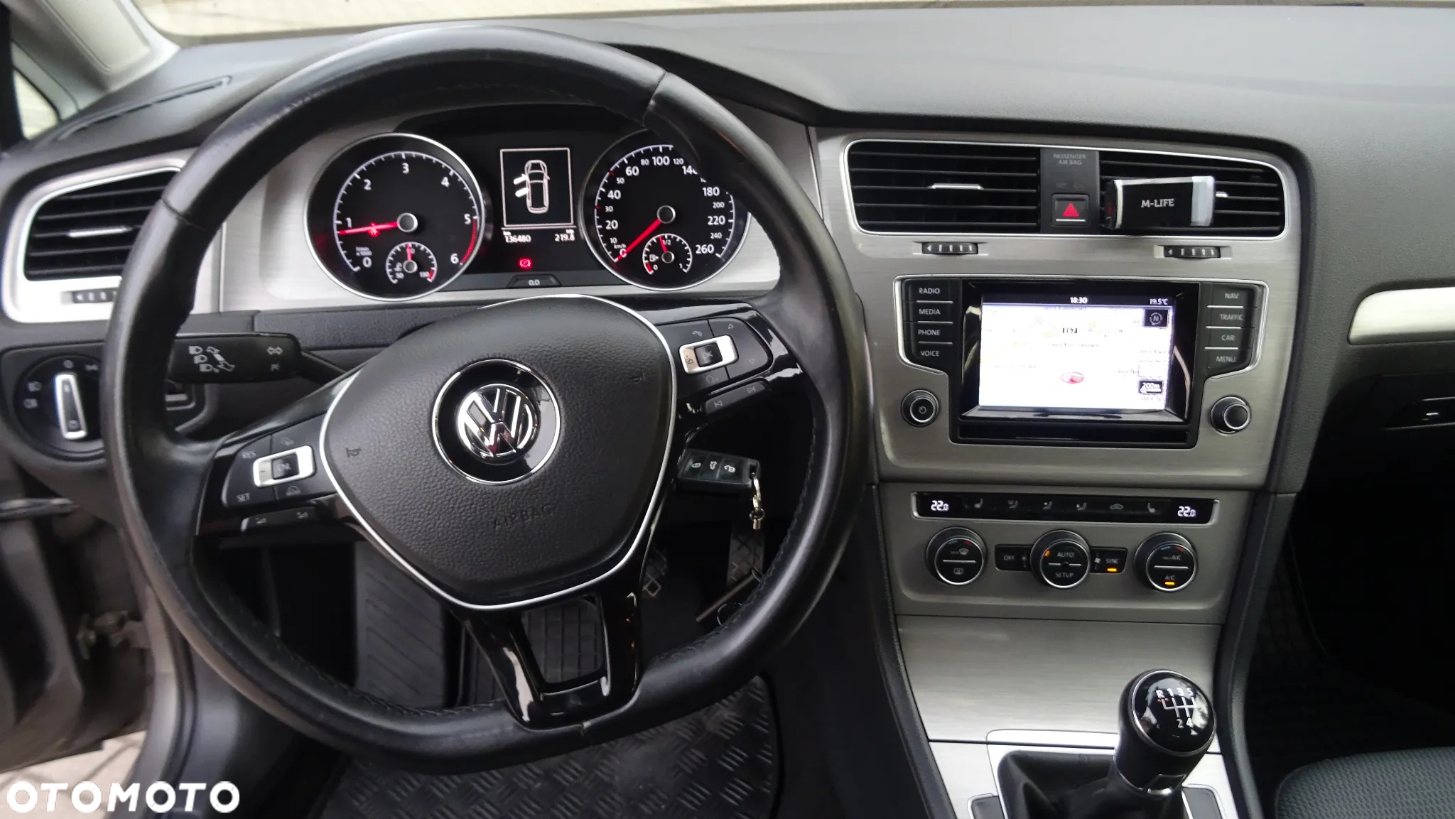 Volkswagen Golf VII 1.6 TDI BMT Comfortline - 33