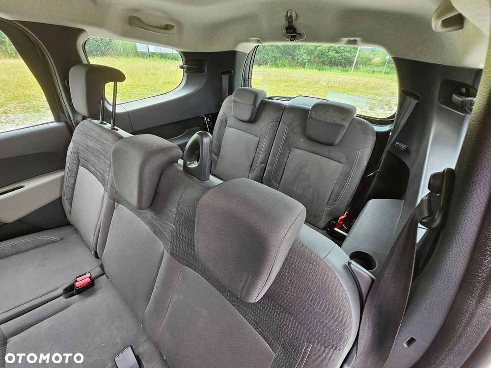 Dacia Lodgy 1.6 Ambiance - 14