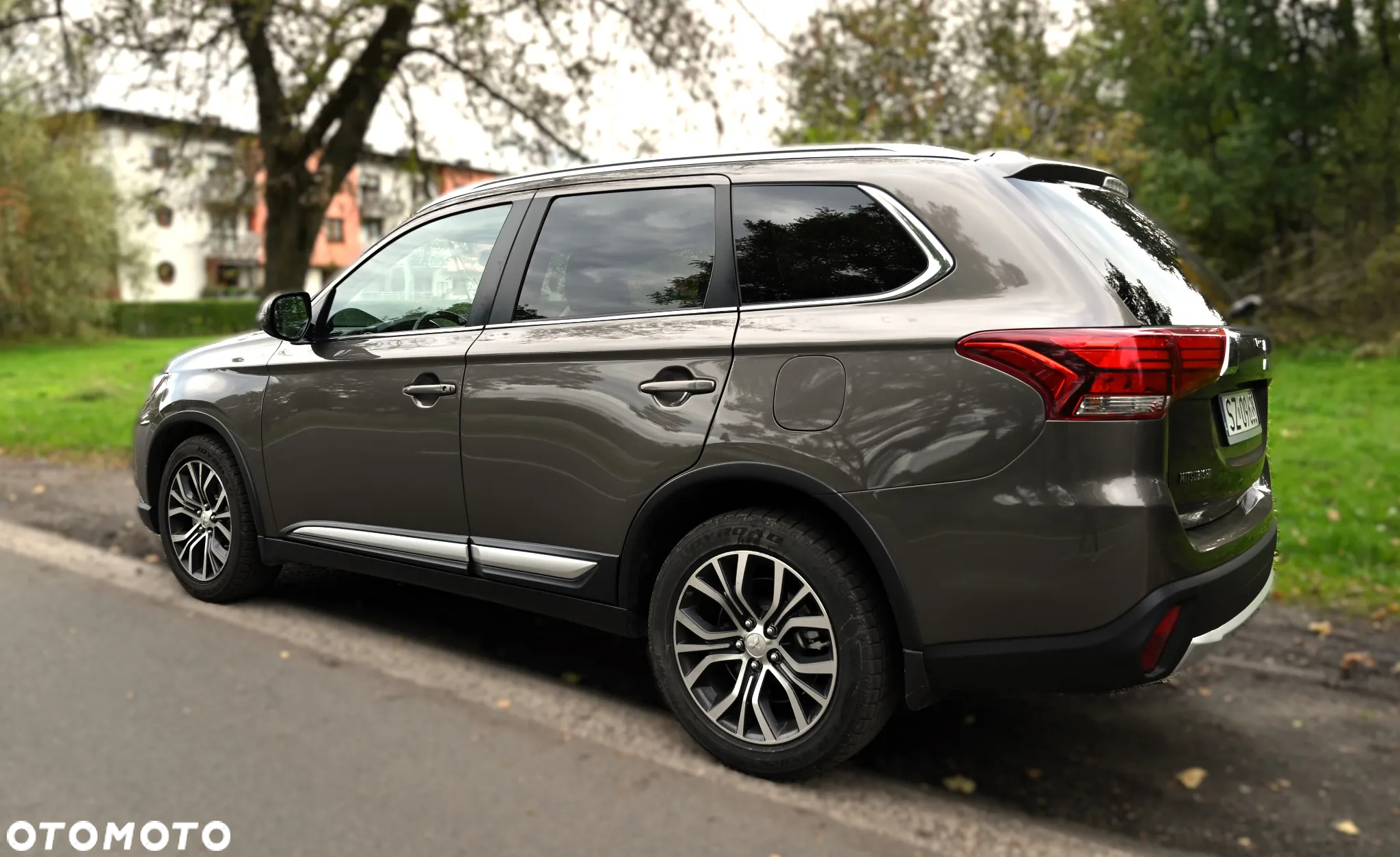 Mitsubishi Outlander - 17