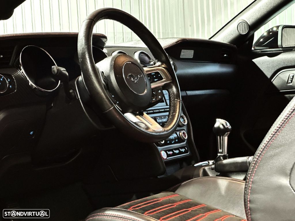 Ford Mustang - 47