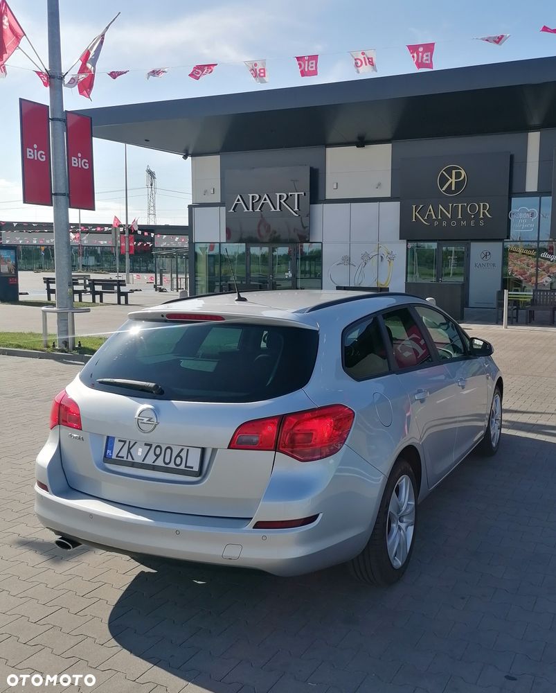 Opel Astra - 4