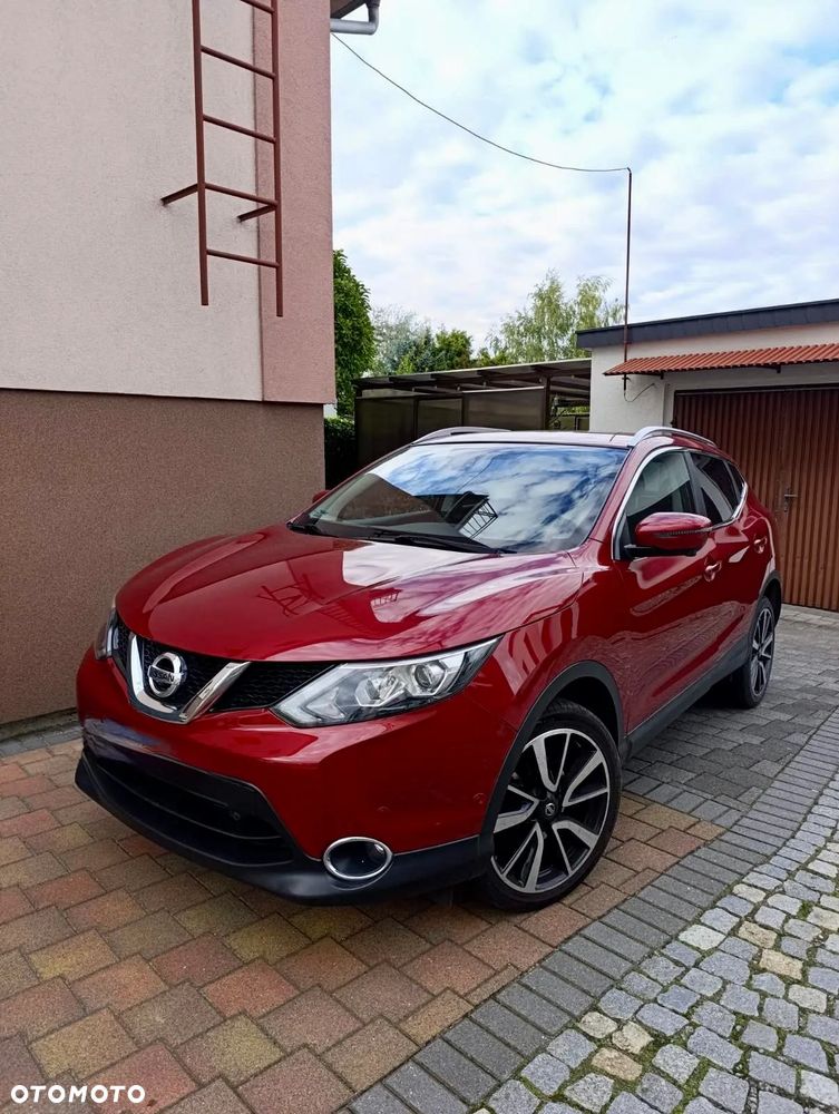 Nissan Qashqai 1.6 DIG-T Tekna - 1