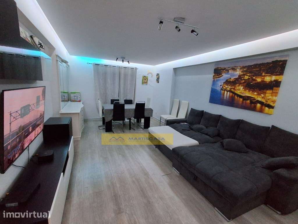Espetacular T3 com 110m2, arrecadação, varanda e marquise - Grande imagem: 3/30