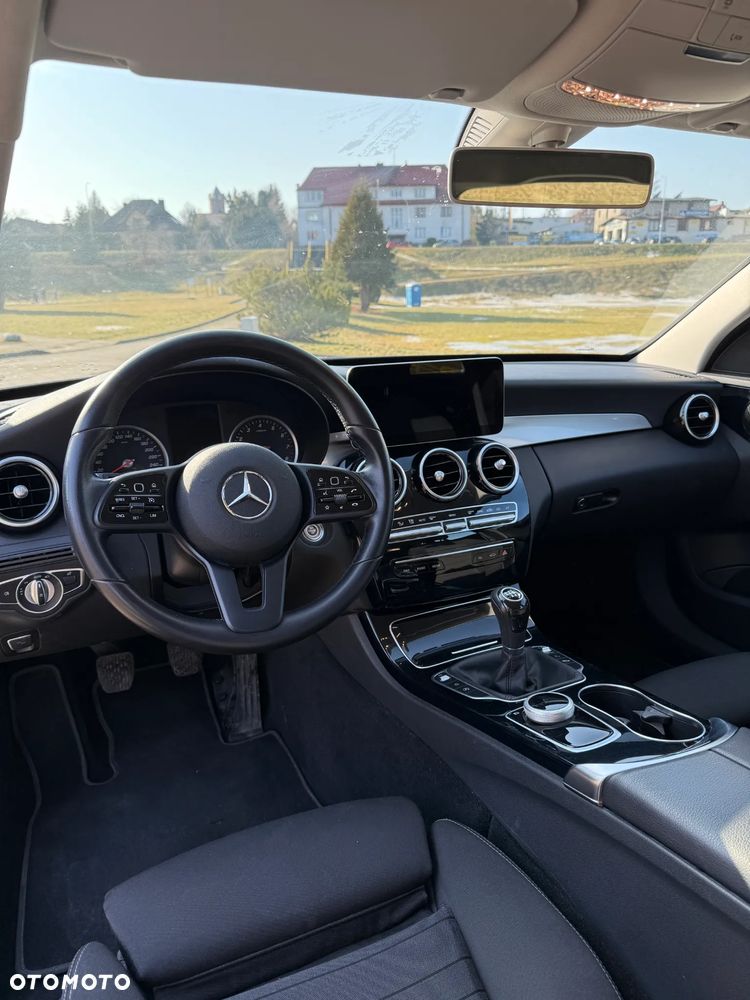 Mercedes-Benz Klasa C 180 - 24