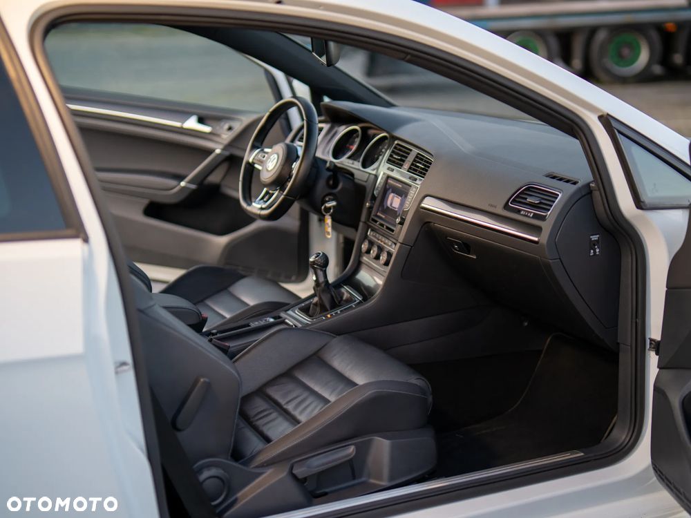 Volkswagen Golf GTD (BlueMotion Technology) - 10
