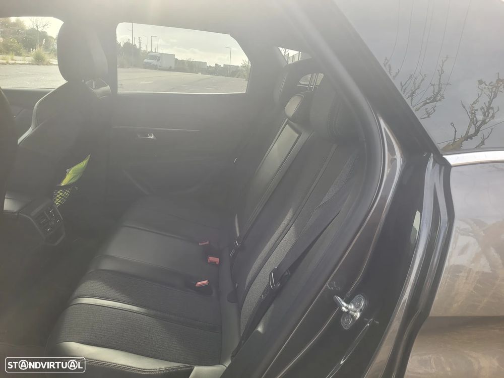 Peugeot 3008 1.6 BlueHDi GT Line EAT6 - 5
