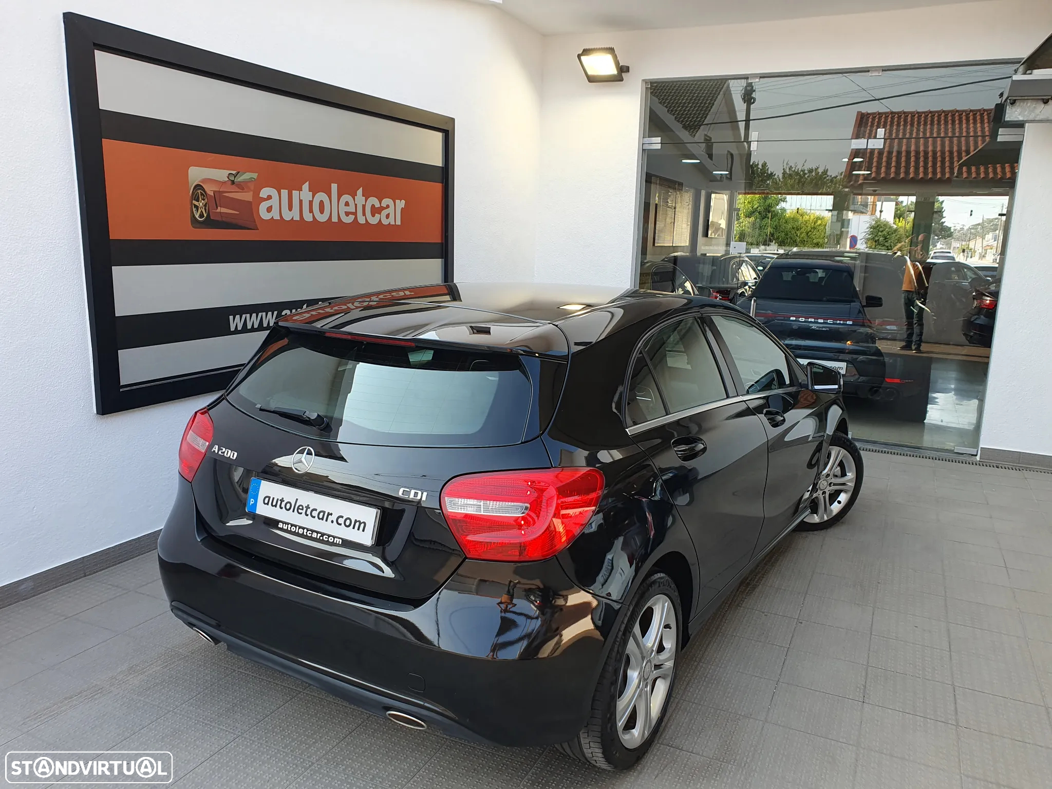 Mercedes-Benz A 200 CDI (BlueEFFICIENCY) 7G-DCT Urban - 24