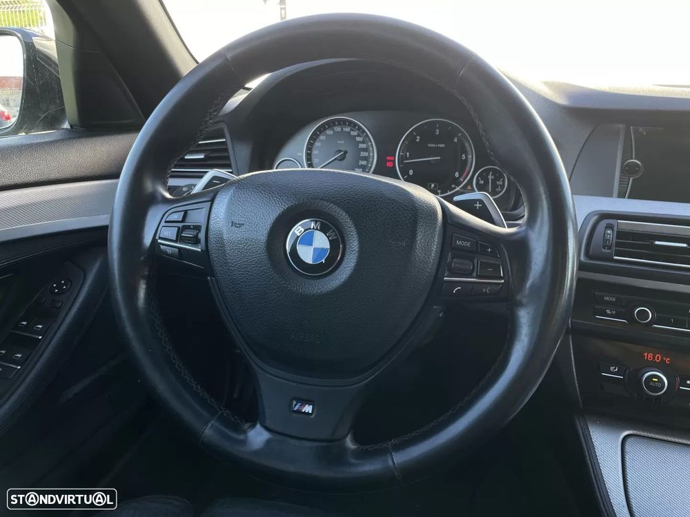 BMW 535 d xDrive Pack M Auto - 41