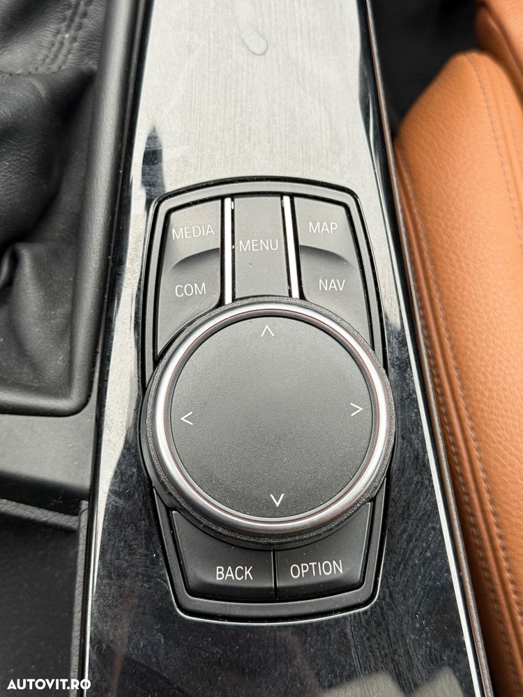 BMW Seria 3 318d Edition Luxury Line Purity - 11