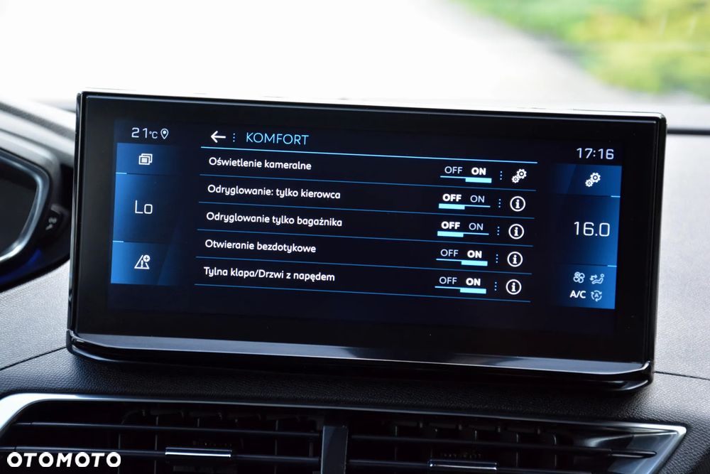 Peugeot 3008 BlueHDi 130 Stop & Start EAT8 GT - 4