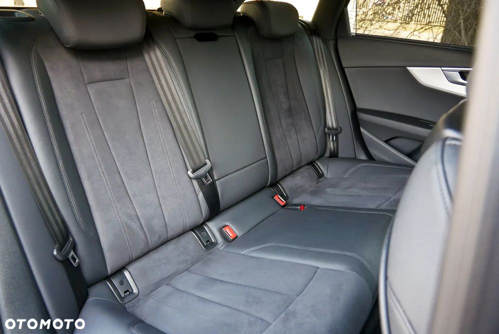 Audi A4 Avant 40 TDI quattro S tronic - 20
