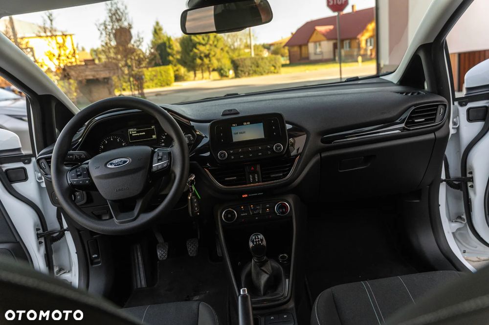 Ford Fiesta 1.1 SYNC Edition - 34