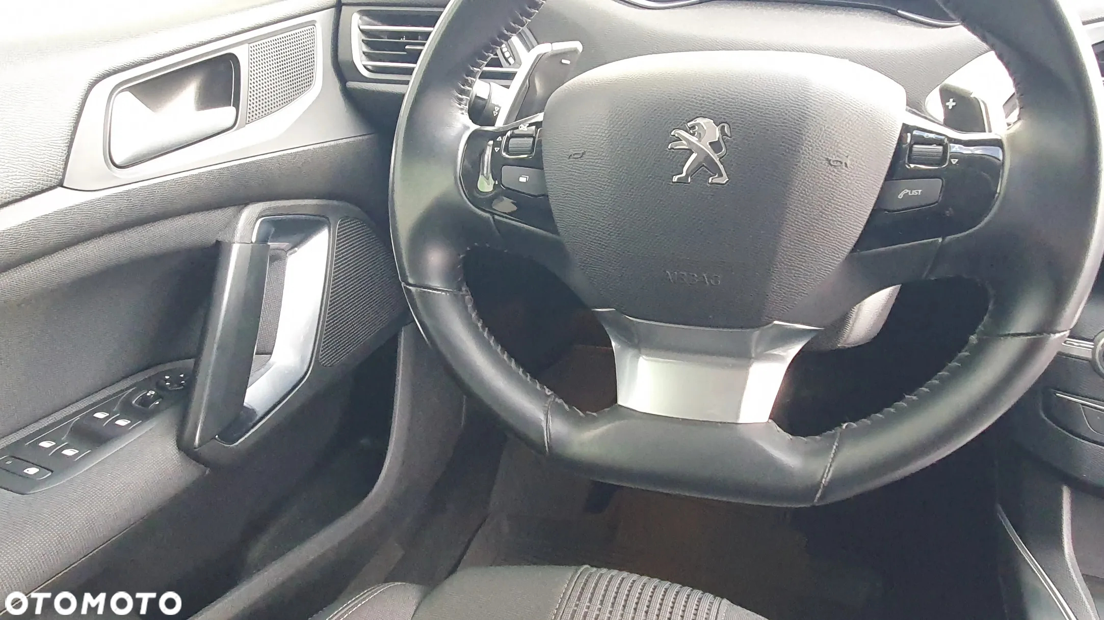 Peugeot 308 1.5 BlueHDi Allure Pack S&S EAT8 - 16