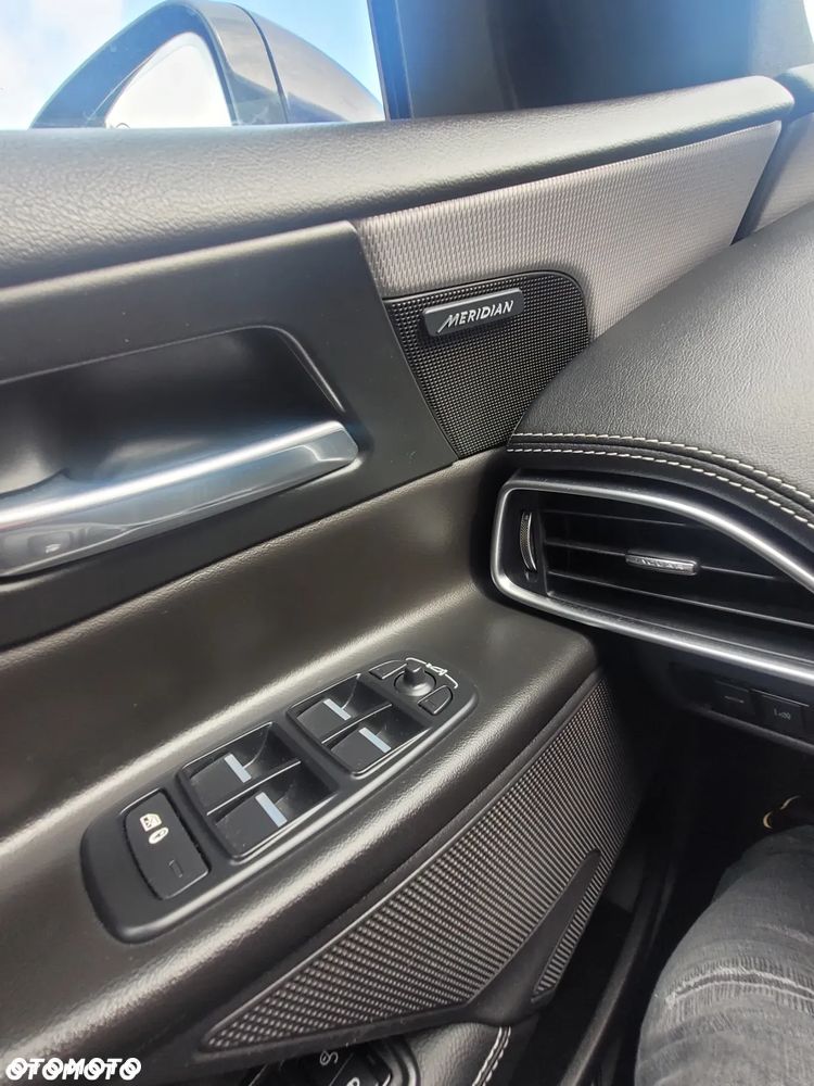 Jaguar XE 2.0 T R-Sport - 19