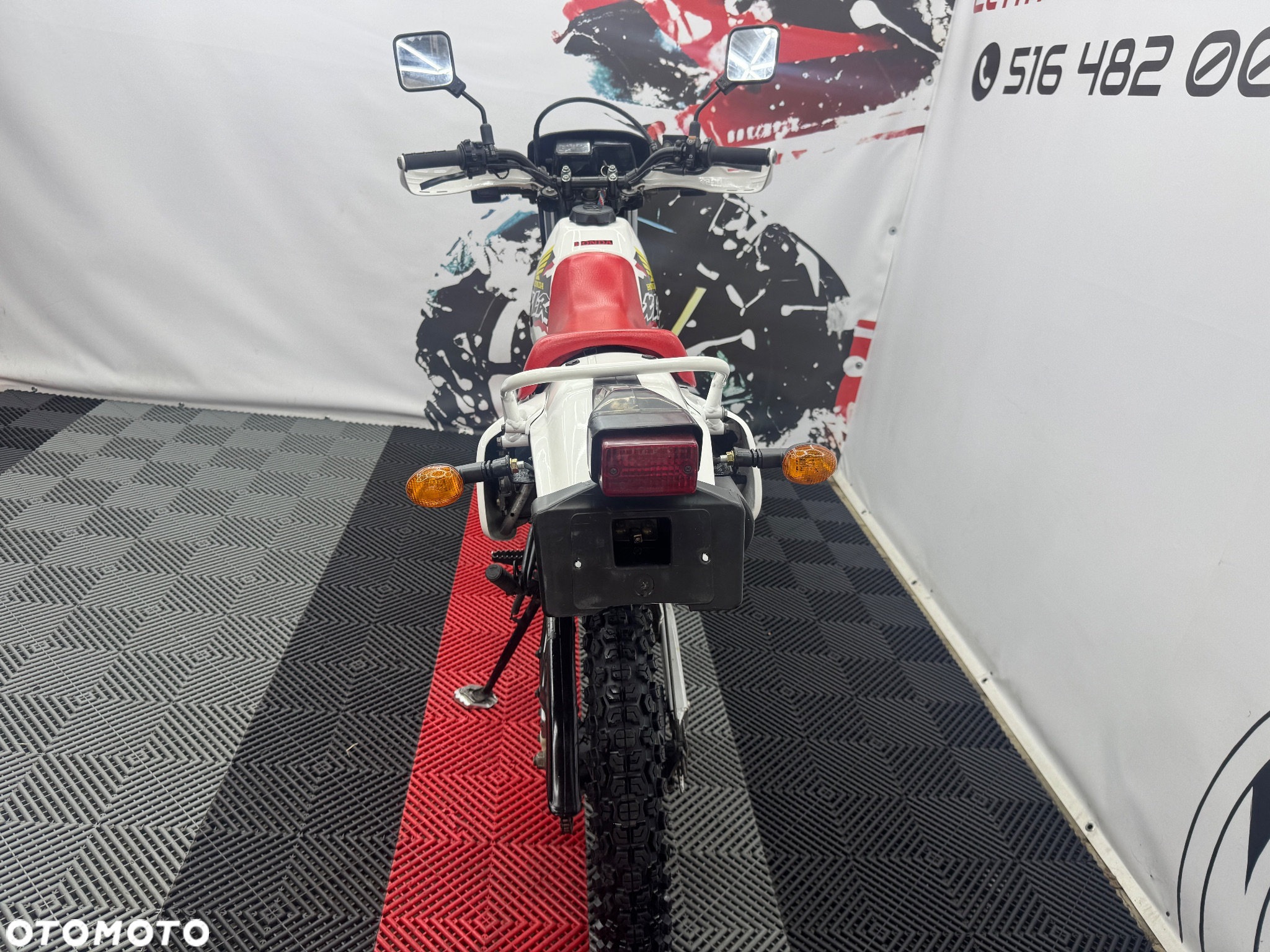 Honda XLR - 25