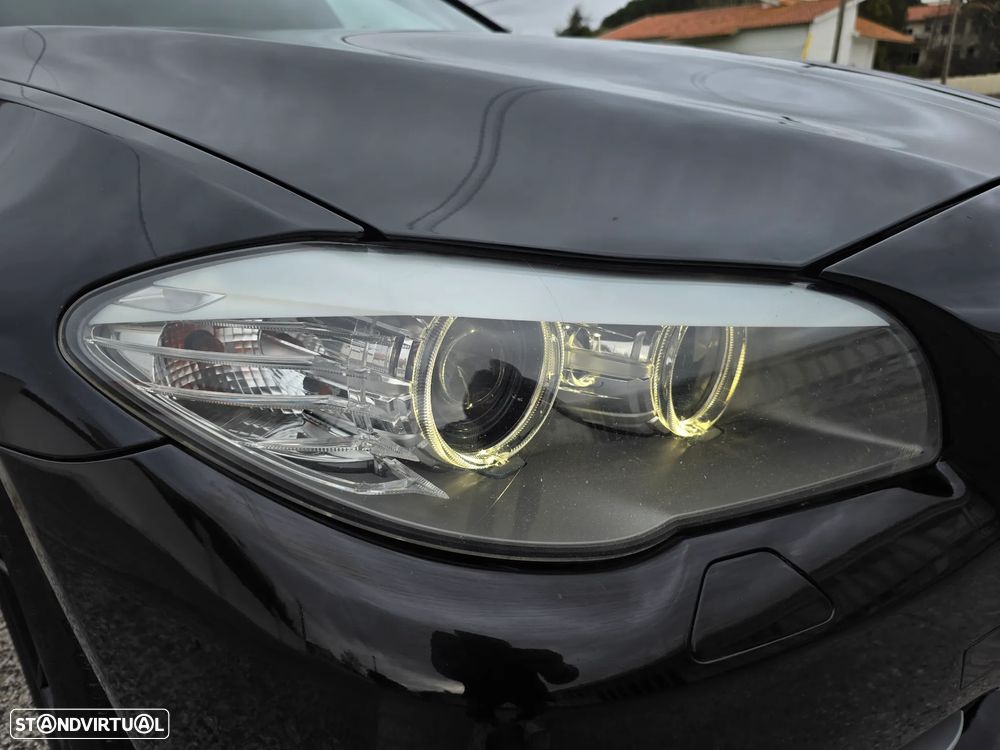 BMW 520 d Exclusive Auto 129g - 30