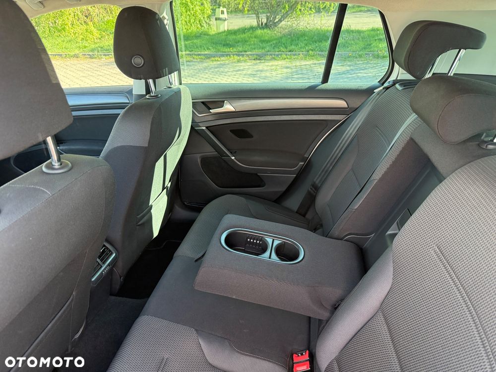 Volkswagen Golf 1.4 TSI BMT Comfortline - 9