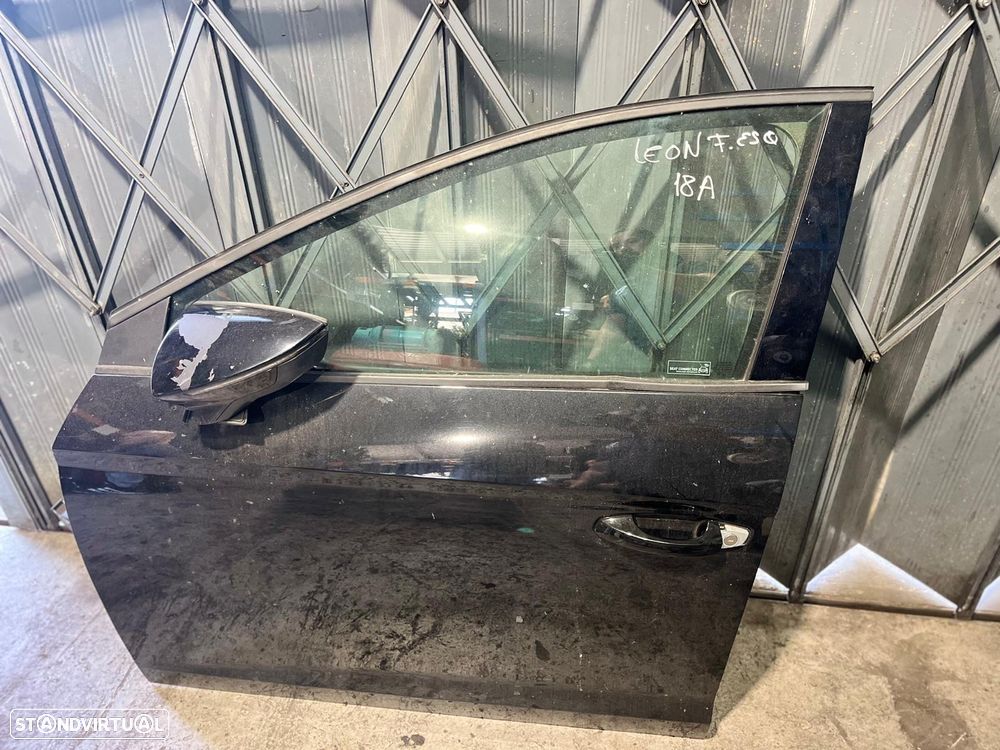 Porta frente esquerda Seat Leon 2017 - 1