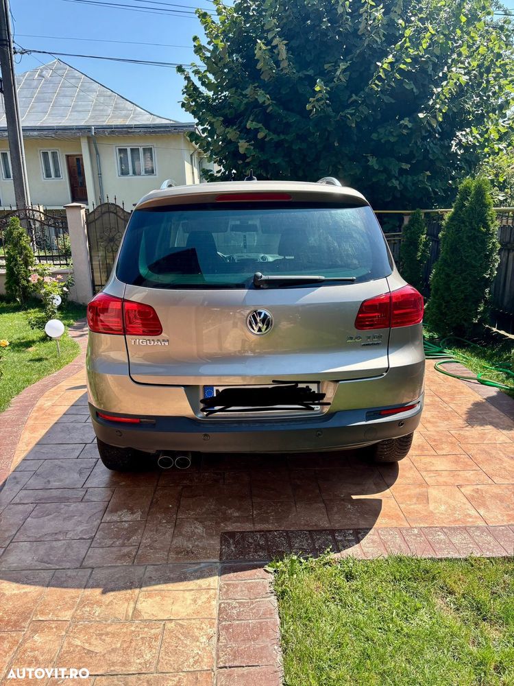 Volkswagen Tiguan 2.0 TDI 4Motion DSG Sport & Style - 2