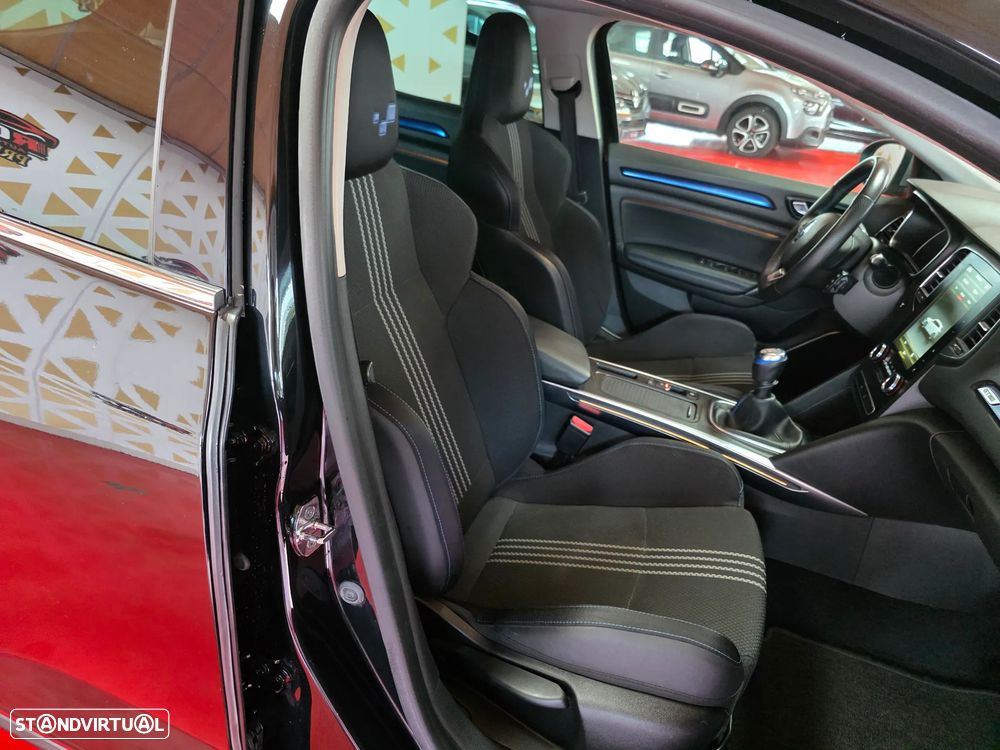 Renault Mégane 1.5 Blue dCi GT Line - 37