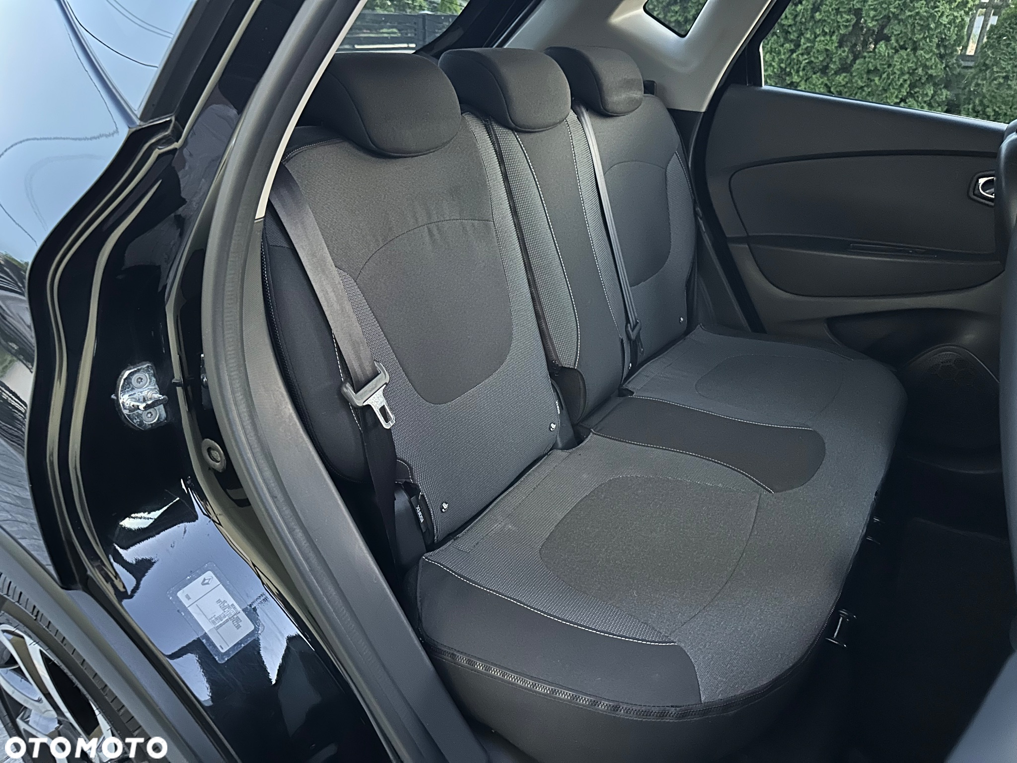 Renault Captur 1.5 dCi Intens EDC - 34