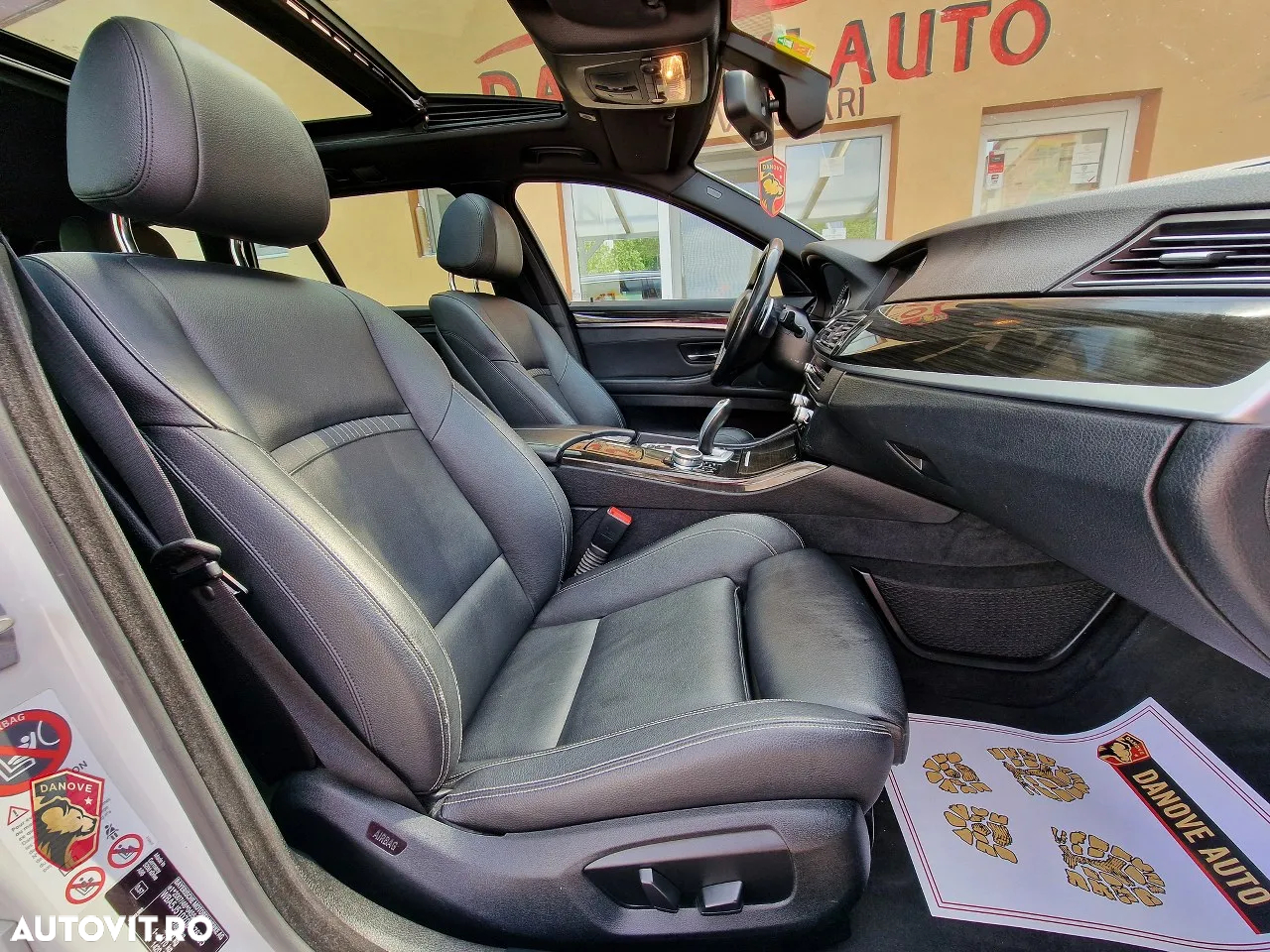 BMW Seria 5 520d xDrive Touring Aut. Luxury Line - 14