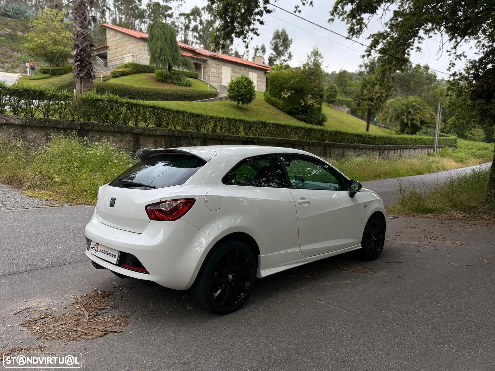 SEAT Ibiza SC 1.6 TDi FR 30 Anos - 3
