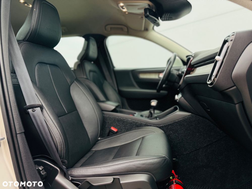 Volvo XC 40 D3 SCR Inscription - 35