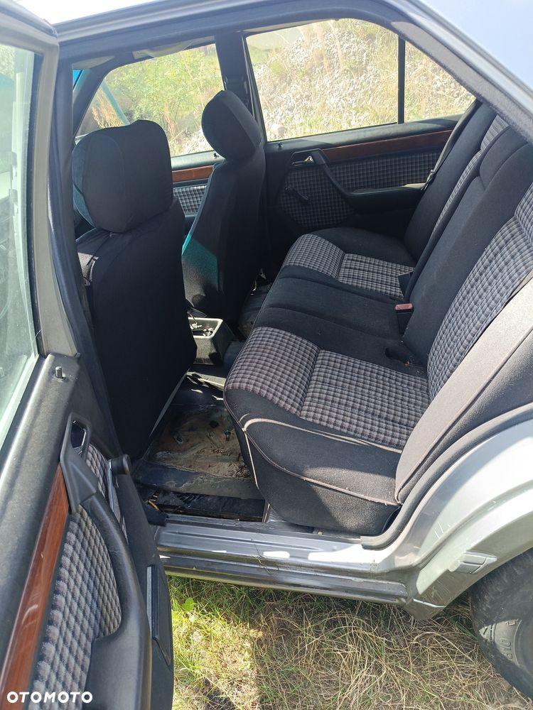 Mercedes-Benz W124 (1984-1993) - 6