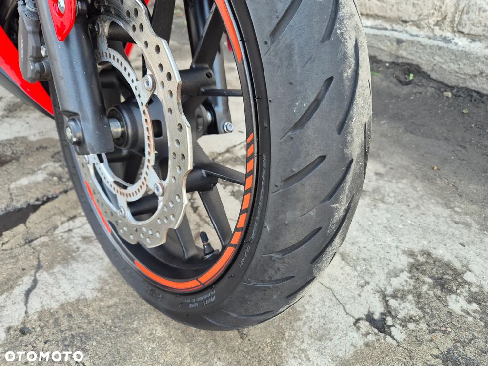 Honda CBR - 8