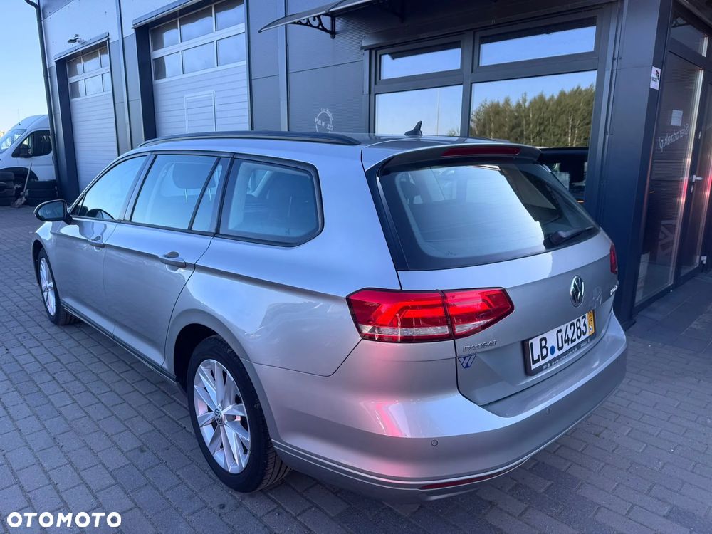 Volkswagen Passat 2.0 TDI (BlueMotion Technology) DSG Comfortline - 30