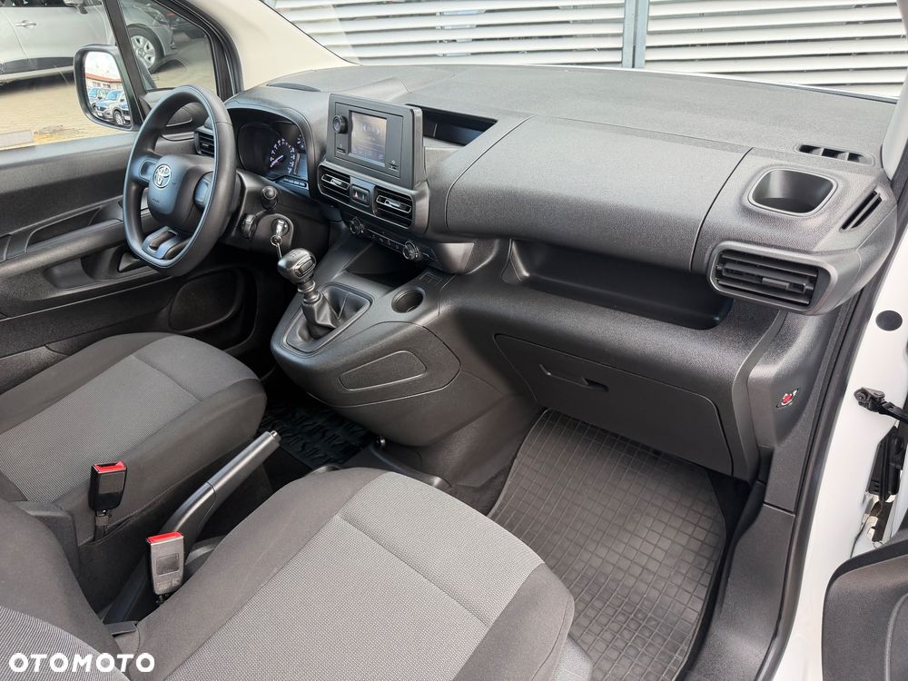 Toyota Proace City Verso 1.5 D-4D Business - 25
