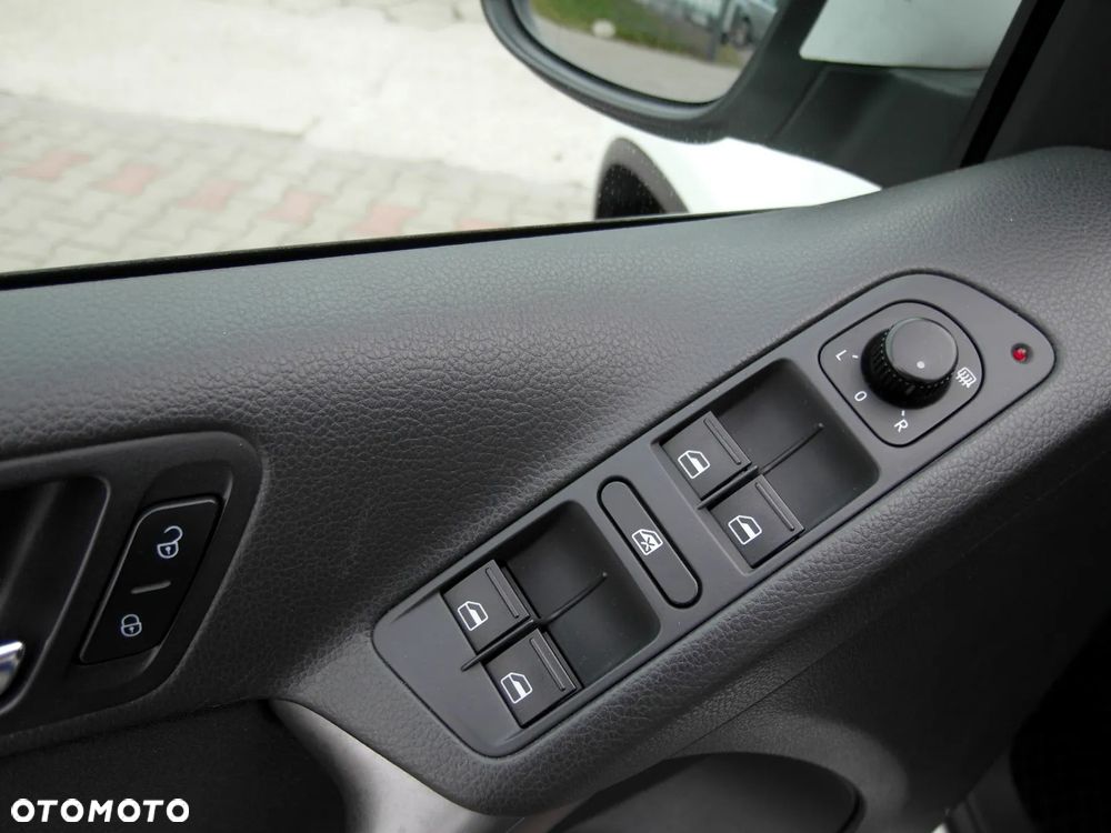 Volkswagen Tiguan 2.0 TDI DPF 4Motion Team - 30