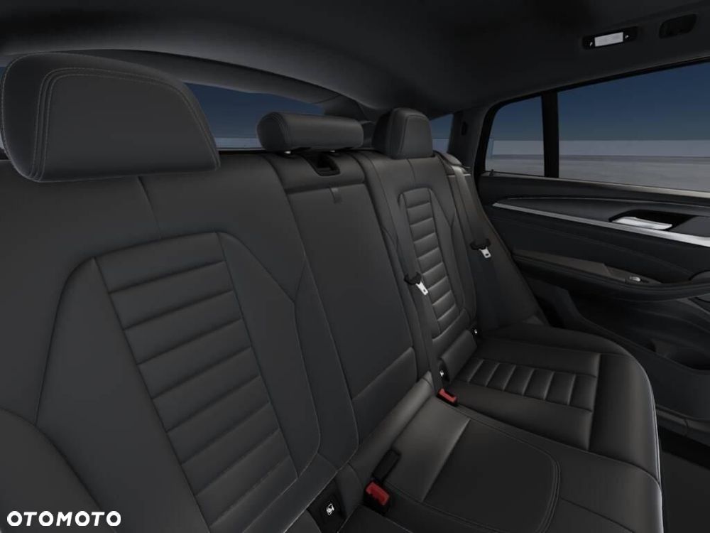 BMW X4 - 10