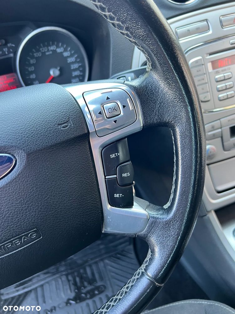 Ford Mondeo 2.0 Gold X - 15