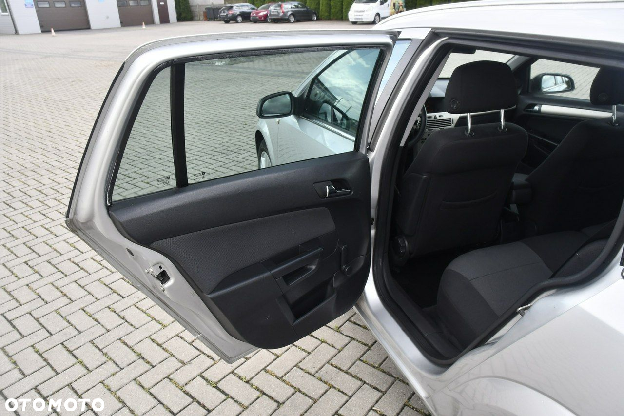 Opel Astra - 15