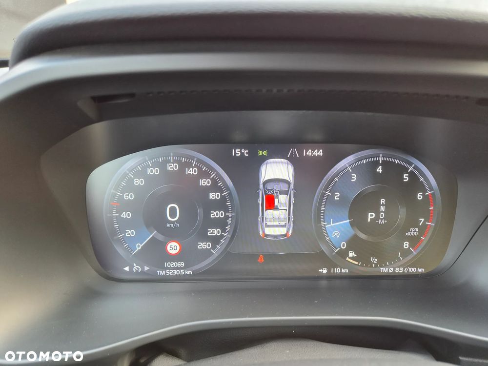 Volvo XC 40 T3 R-Design - 14