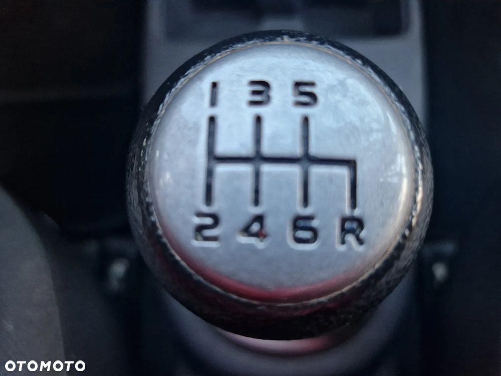 Suzuki SX4 2.0 DDiS Premium 4WD - 11