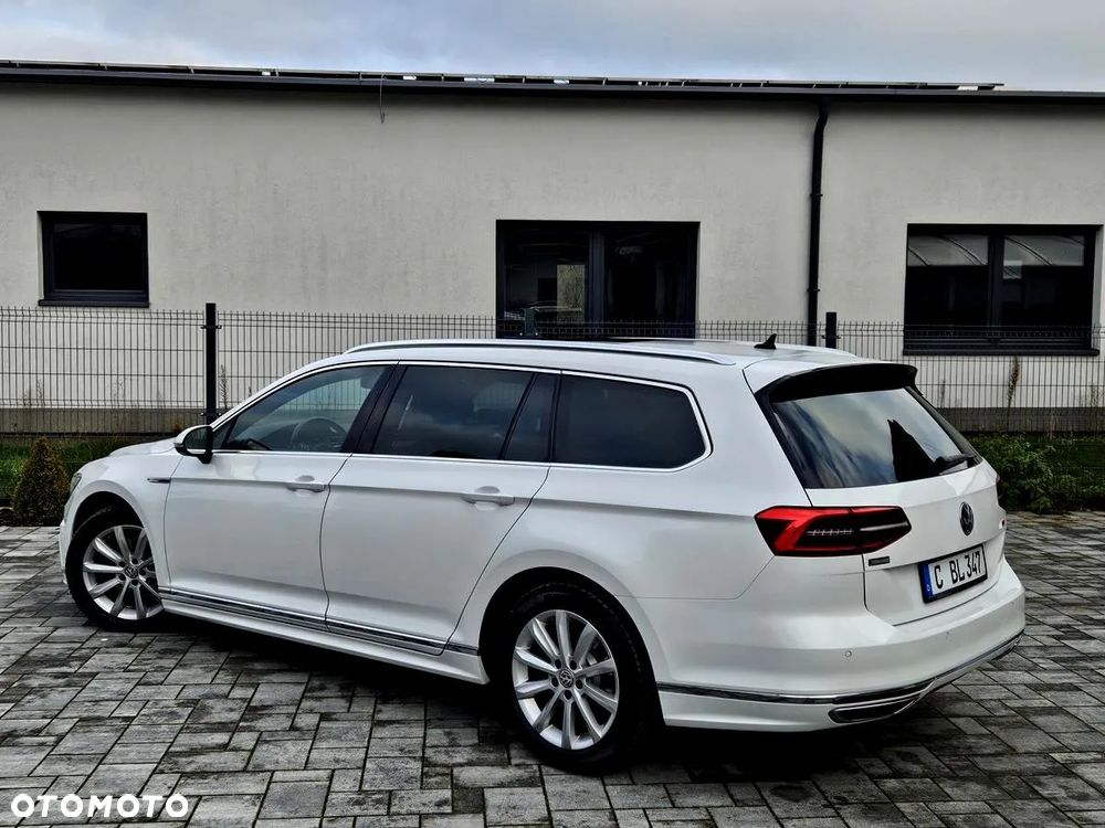 Volkswagen Passat 2.0 TDI SCR 4Motion DSG Highline - 6