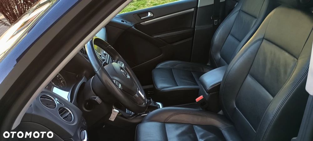 Volkswagen Tiguan 2.0 TDI DPF 4Motion BlueMotion Technology DSG Sport & Style - 14