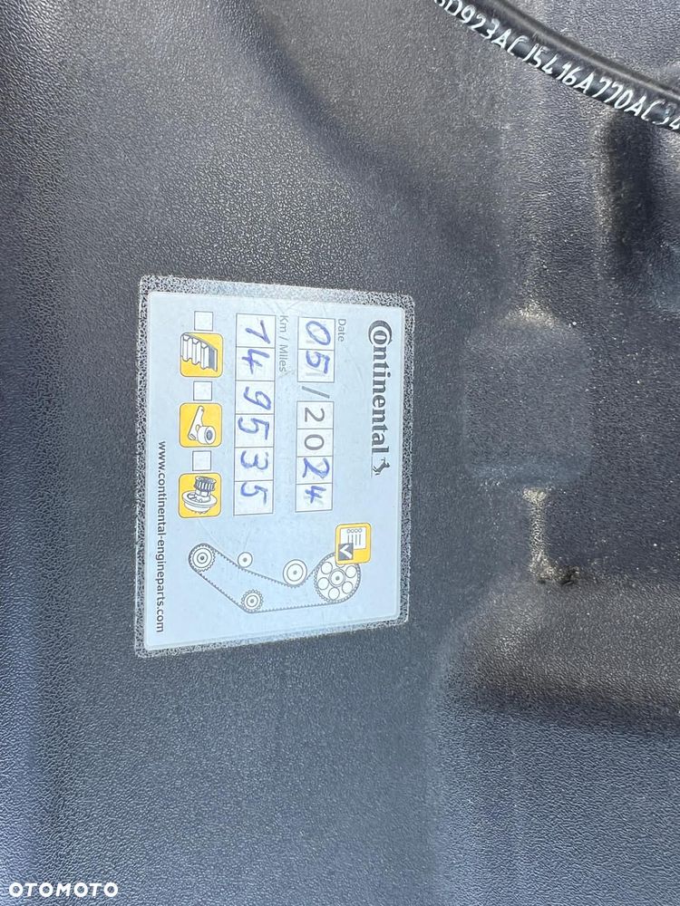 Ford Kuga 1.5 EcoBoost 2x4 Titanium - 27