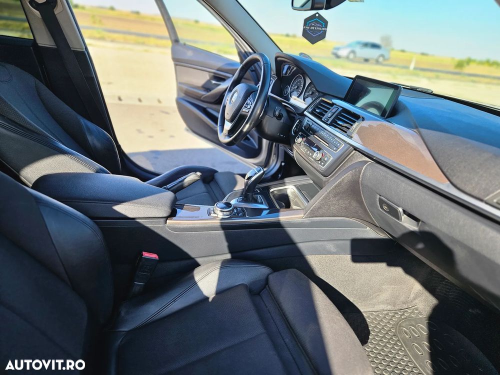BMW Seria 3 320d Aut. - 7