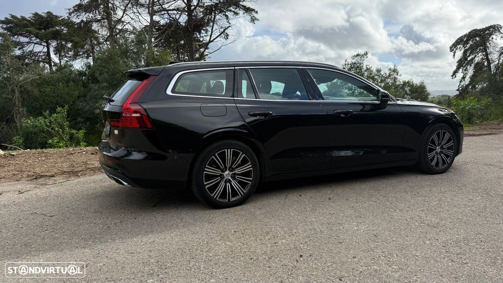 Volvo V60 2.0 T8 AWD TE Momentum - 3